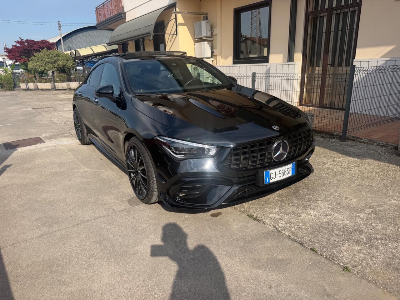 Mercedes-benz CLA 200 Automatic Premium AMG