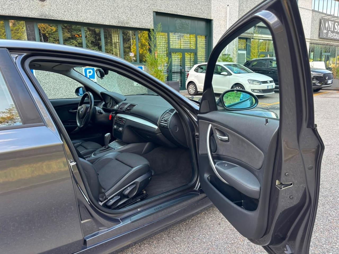 Bmw 120d cat 5 porte Attiva *AUTOMATICA*
