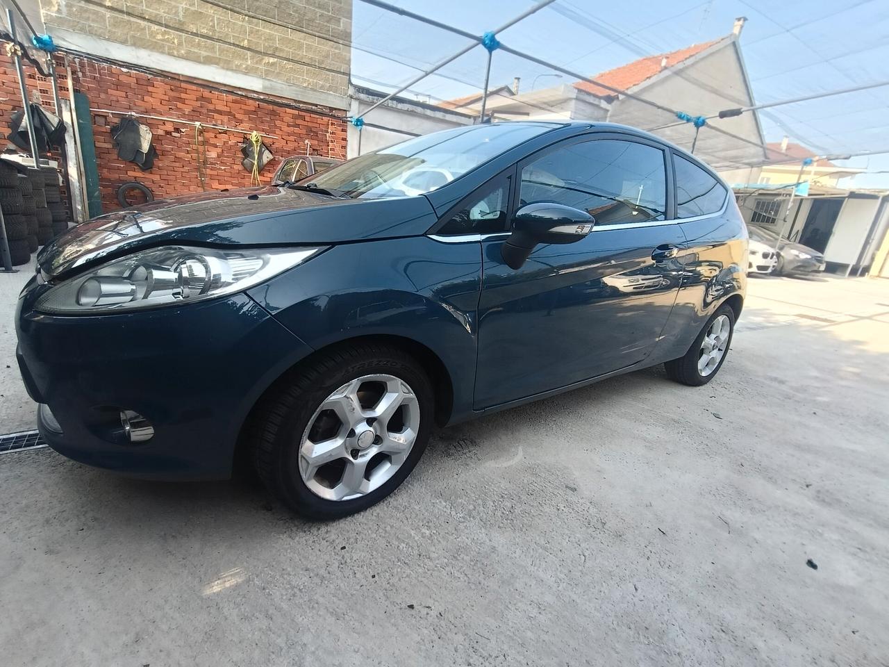 Ford Fiesta 1.4. 3 porte Titanium