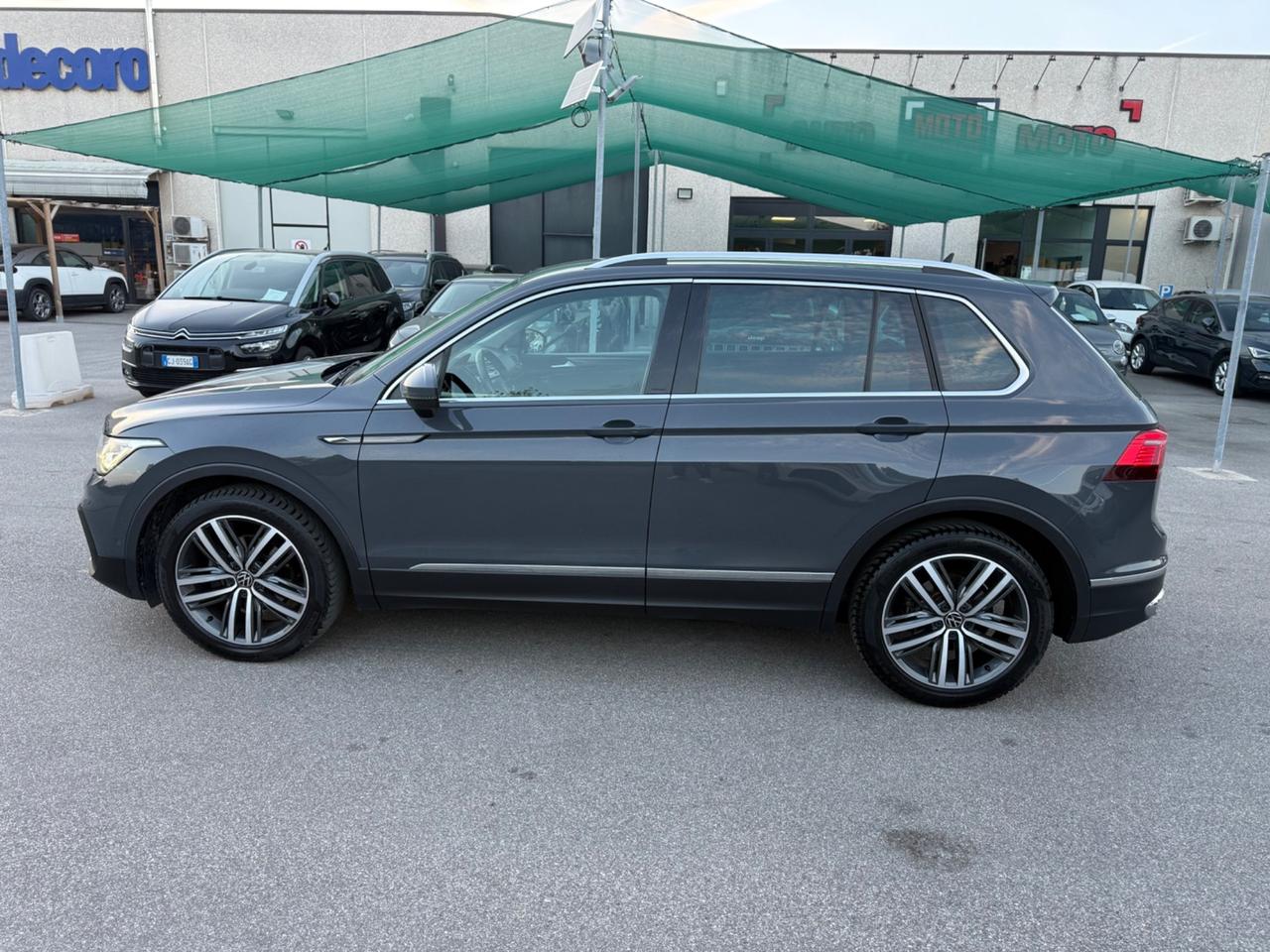 Volkswagen Tiguan 2.0 TDI 150 CV SCR DSG Elegance