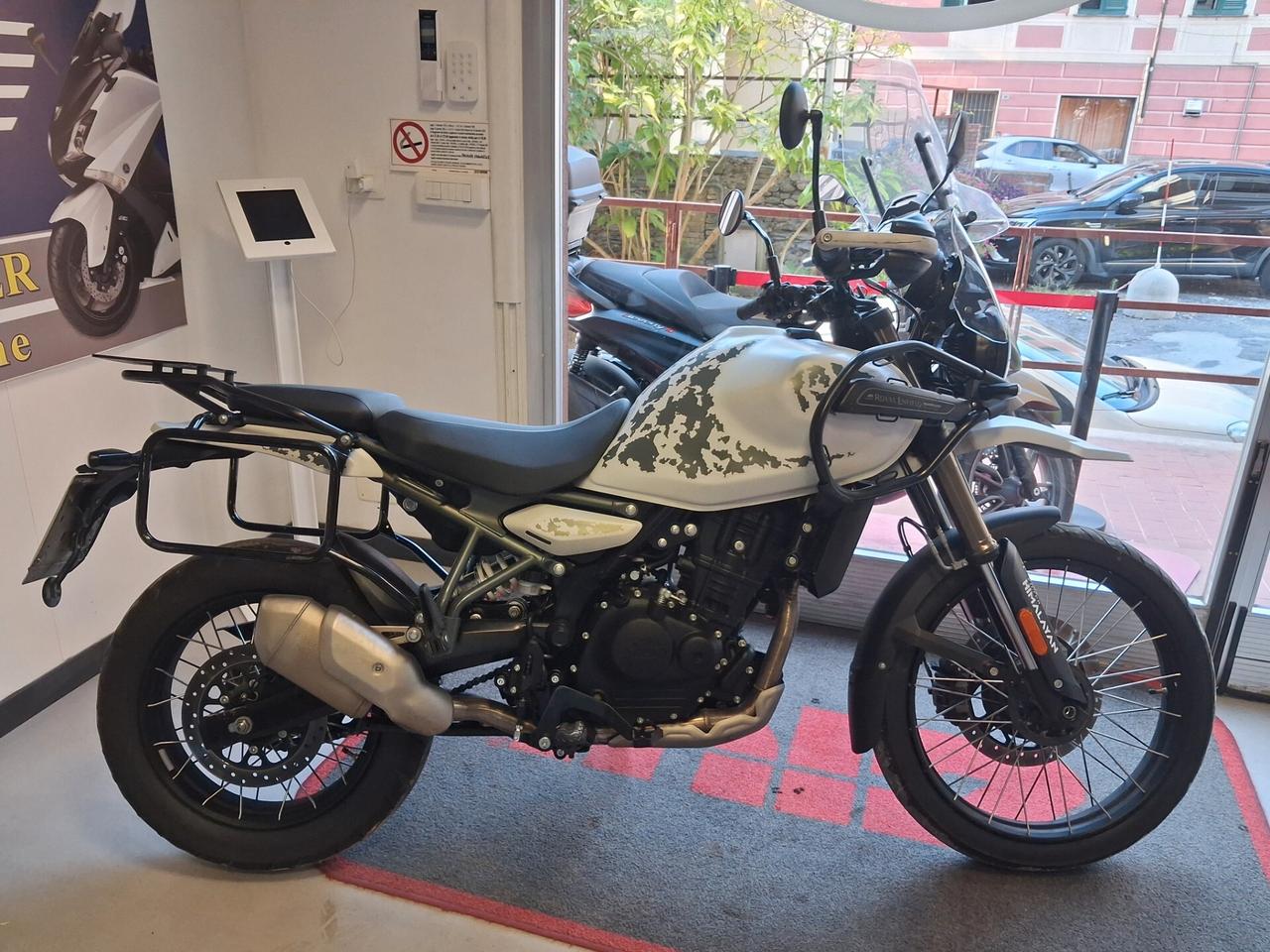 Royal Enfield Himalayan 450 ABS