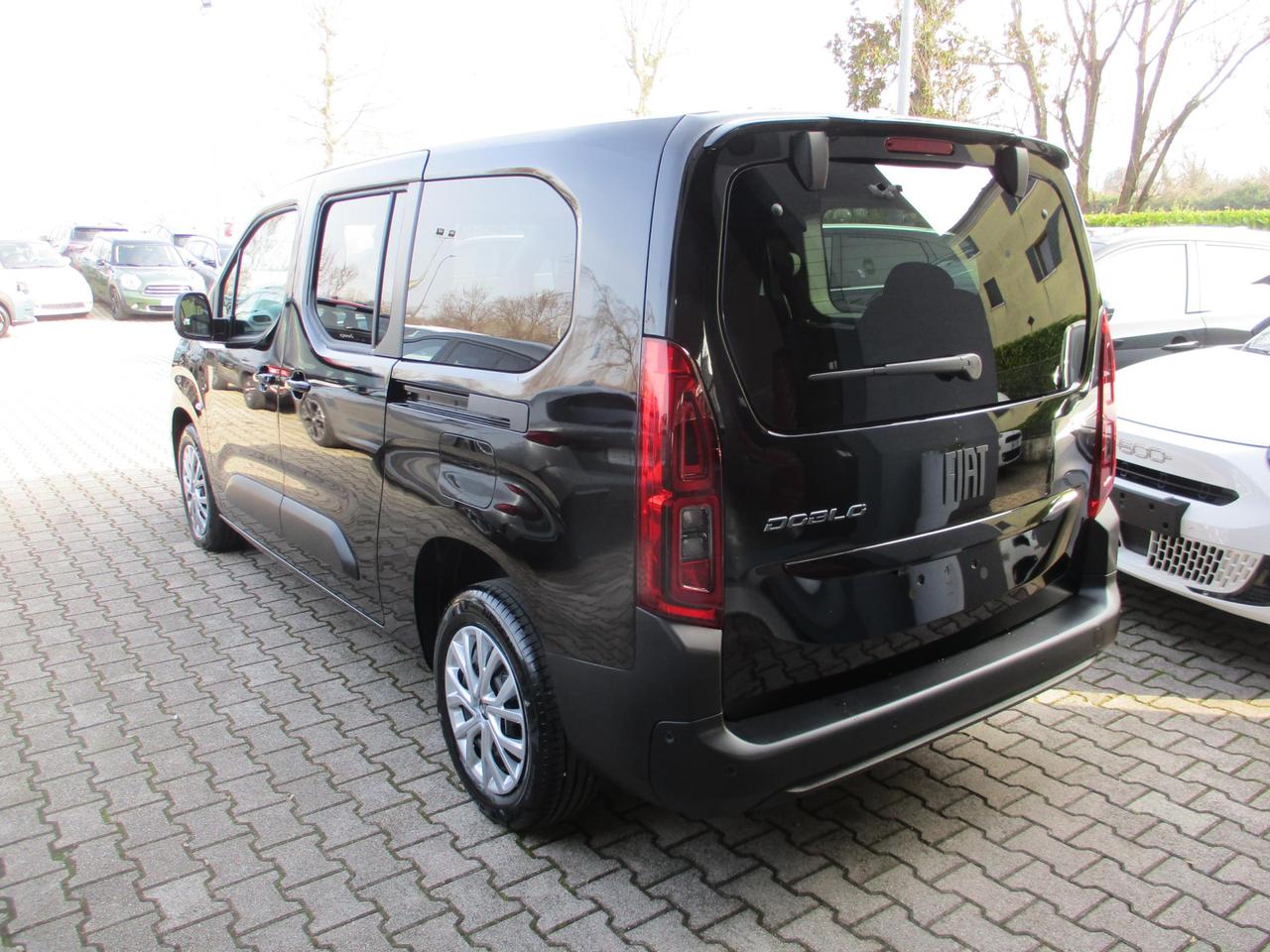 Fiat Doblo Passo Lungo 1.5 d Doblo 130cv auto 7p.ti