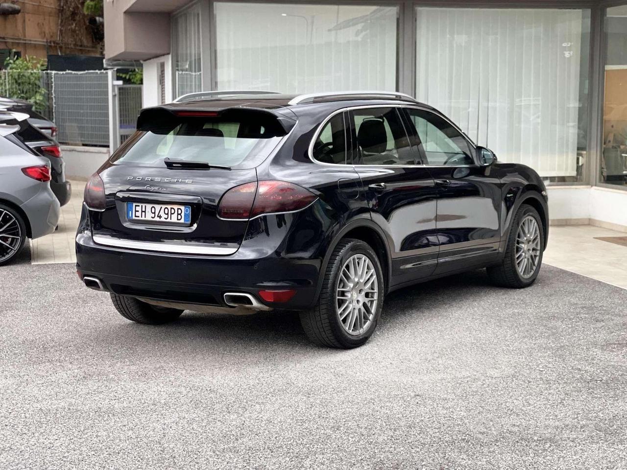 Porsche Cayenne 3.0 Diesel 240CV E5 - 2011