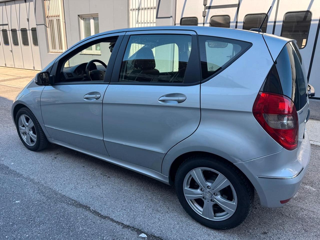 Mercedes-benz A 160 A 160 BlueEFFICIENCY Avantgarde