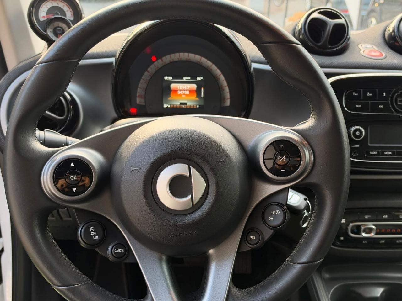 Smart ForTwo 90 0.9 TURBO PRIME LED PANO PELLE GARANZIA NEOPATENTATI