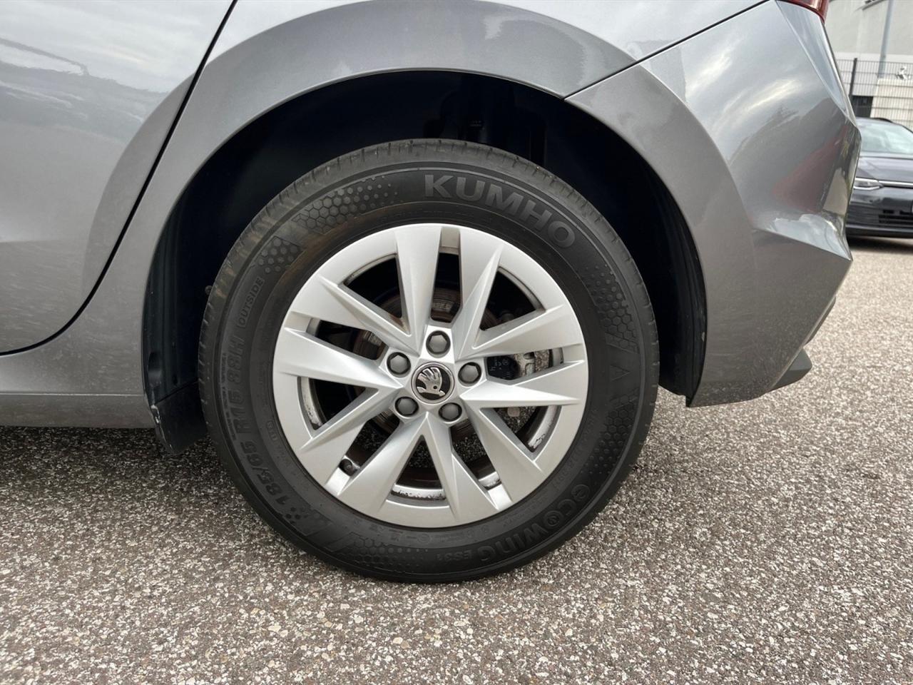 Skoda Fabia 1.0 tsi evo ambition 95cv