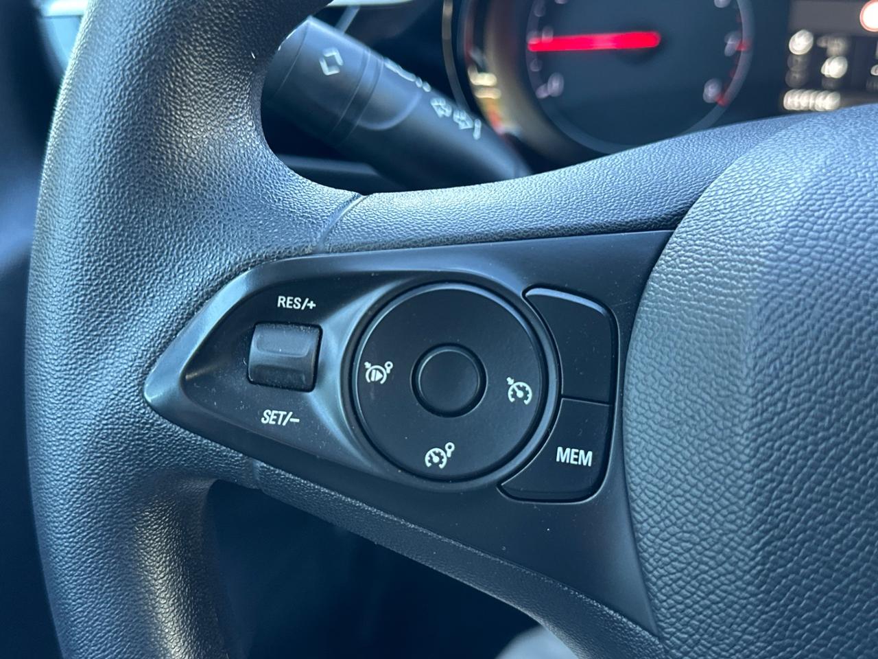 Opel Corsa 1.2 Blitz Edition