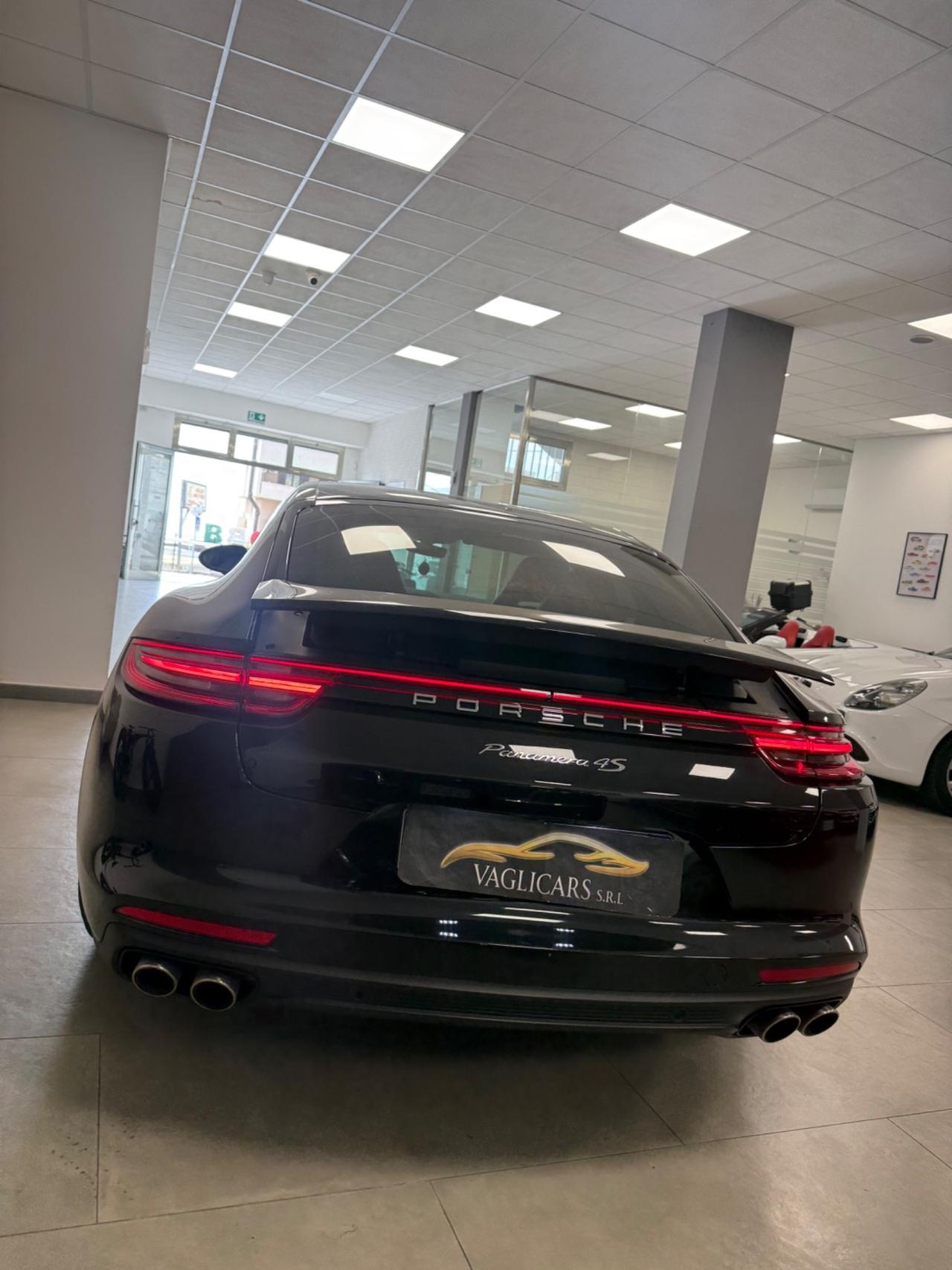 Porsche Panamera 4.0 4S Diesel