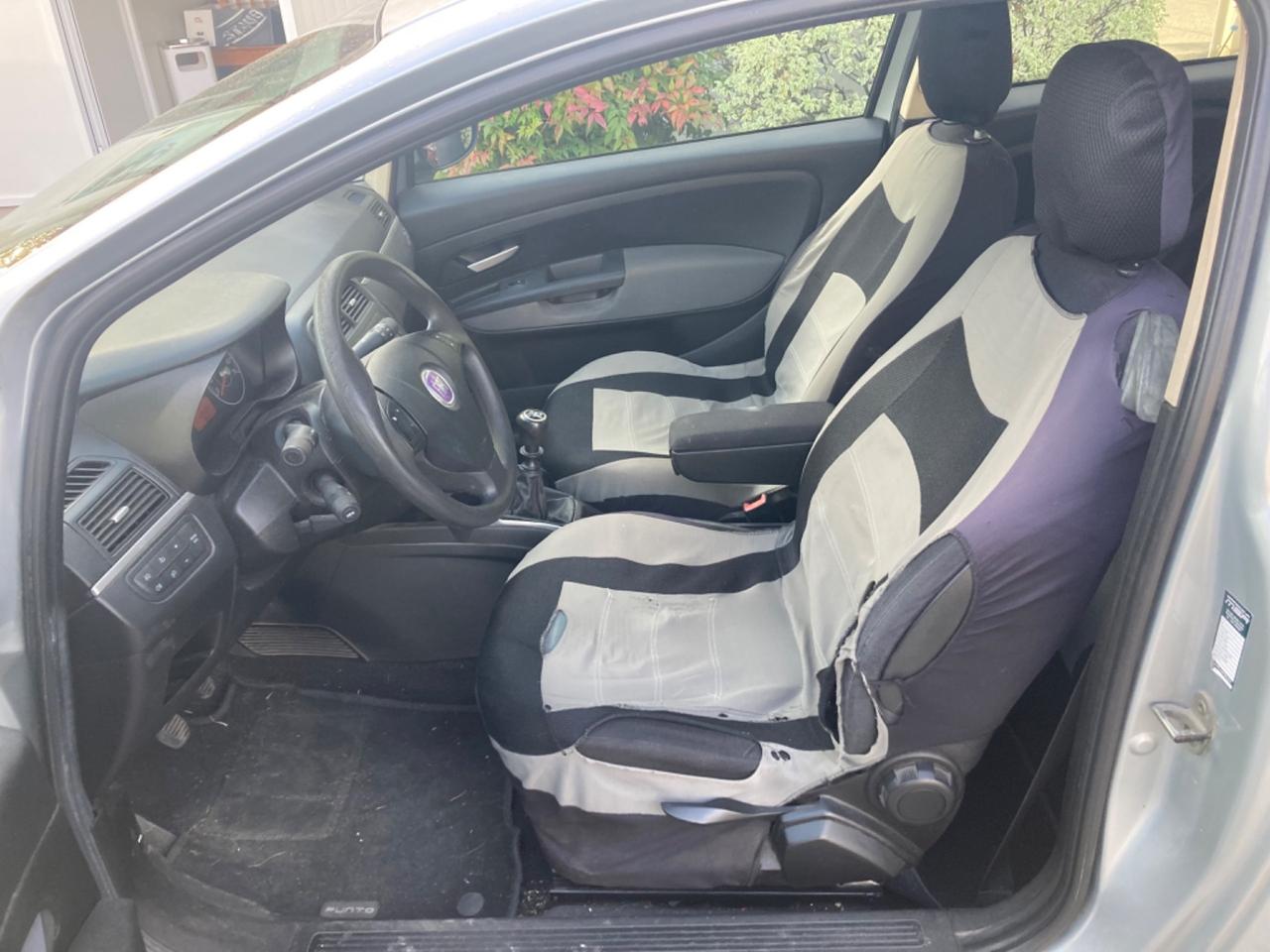 FIAT GRANDE PUNTO 1.3 MULTIJET (6 MARCE)