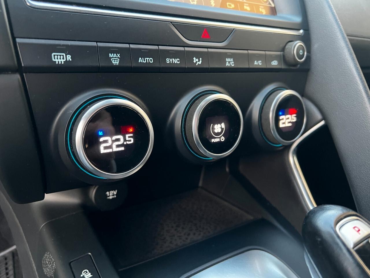 Jaguar E-Pace 2.0D 150 CV - 2018 AUTO- DYNAMIC