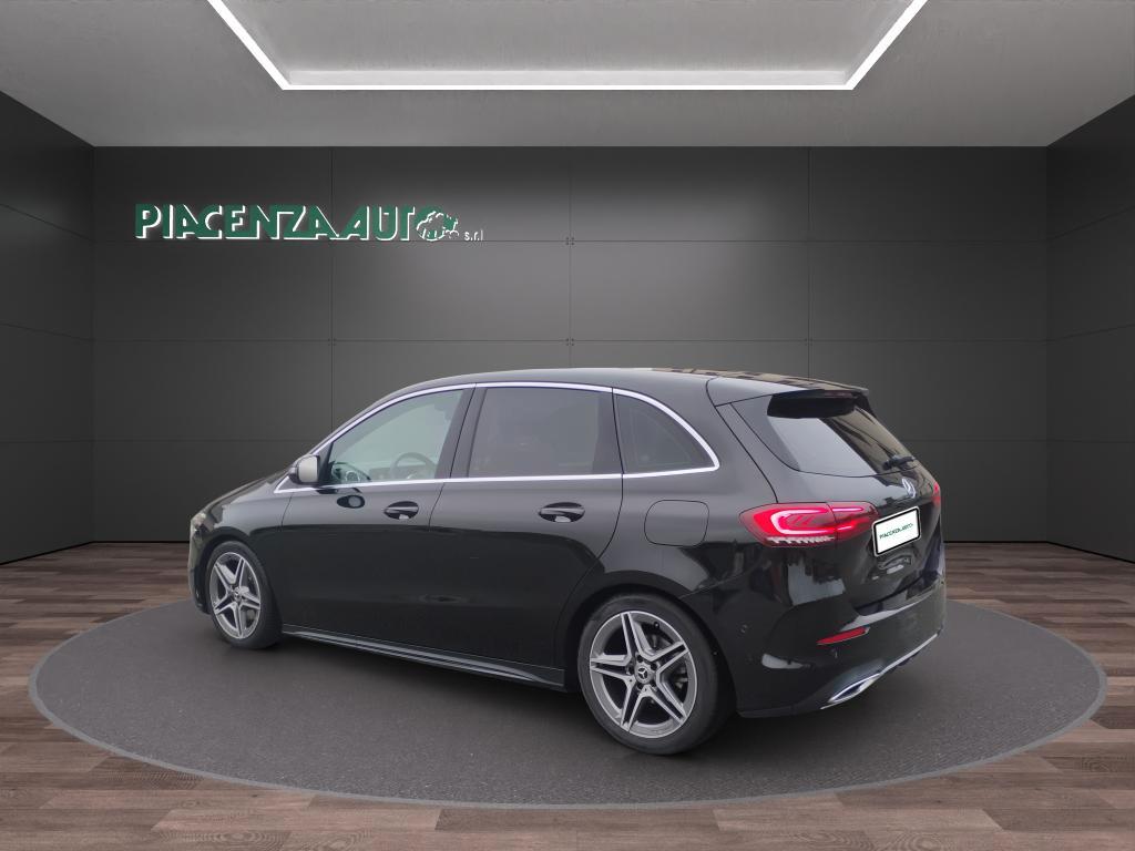 MERCEDES-BENZ B 180 PREMIUM..AMG..NAVI.LED.PELLE.