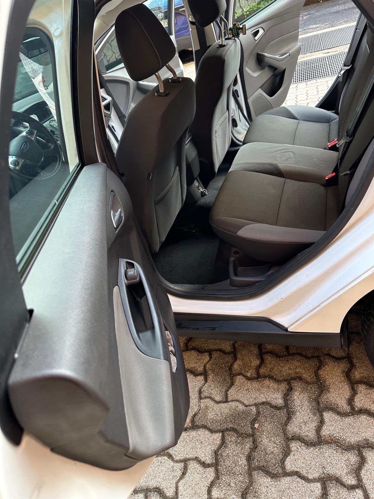 Ford Focus 1.6 TDCi 95 CV SW Titanium