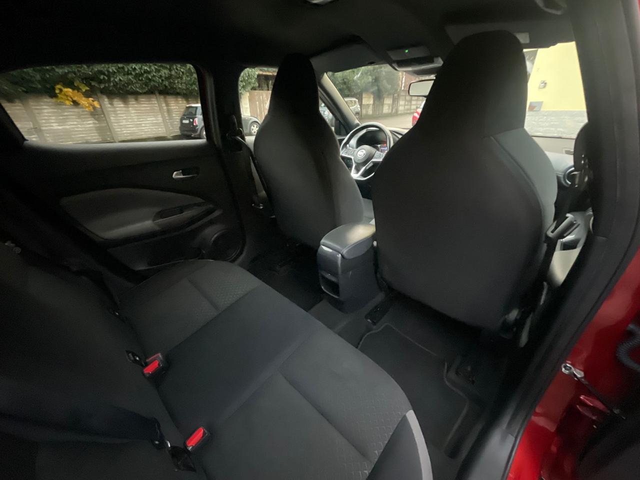 Nissan Juke N-Connecta 1.0 DIG-T 114 #7940