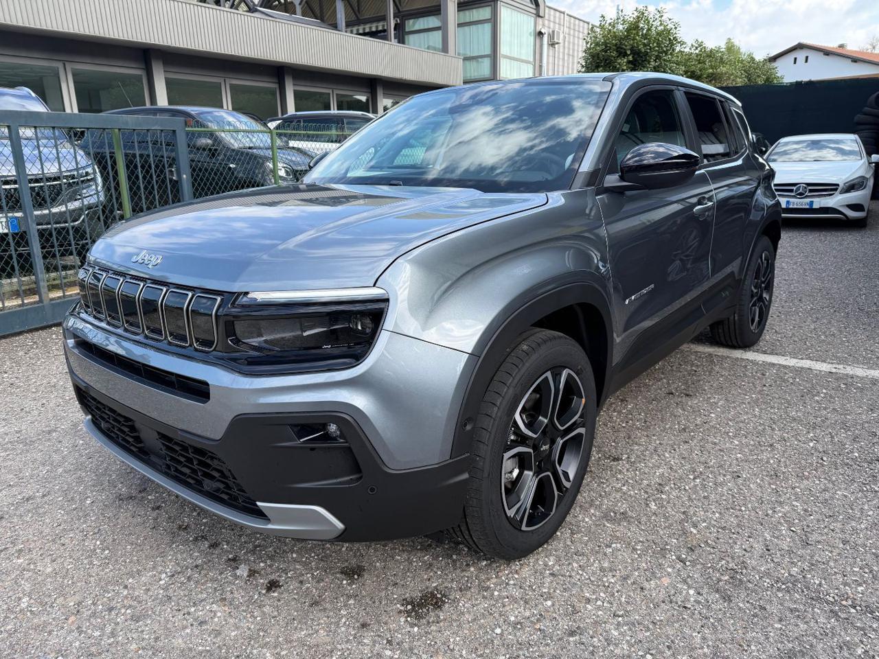 Jeep Avenger 1.2 turbo e-hybrid mhev Summit fwd 110cv edct6