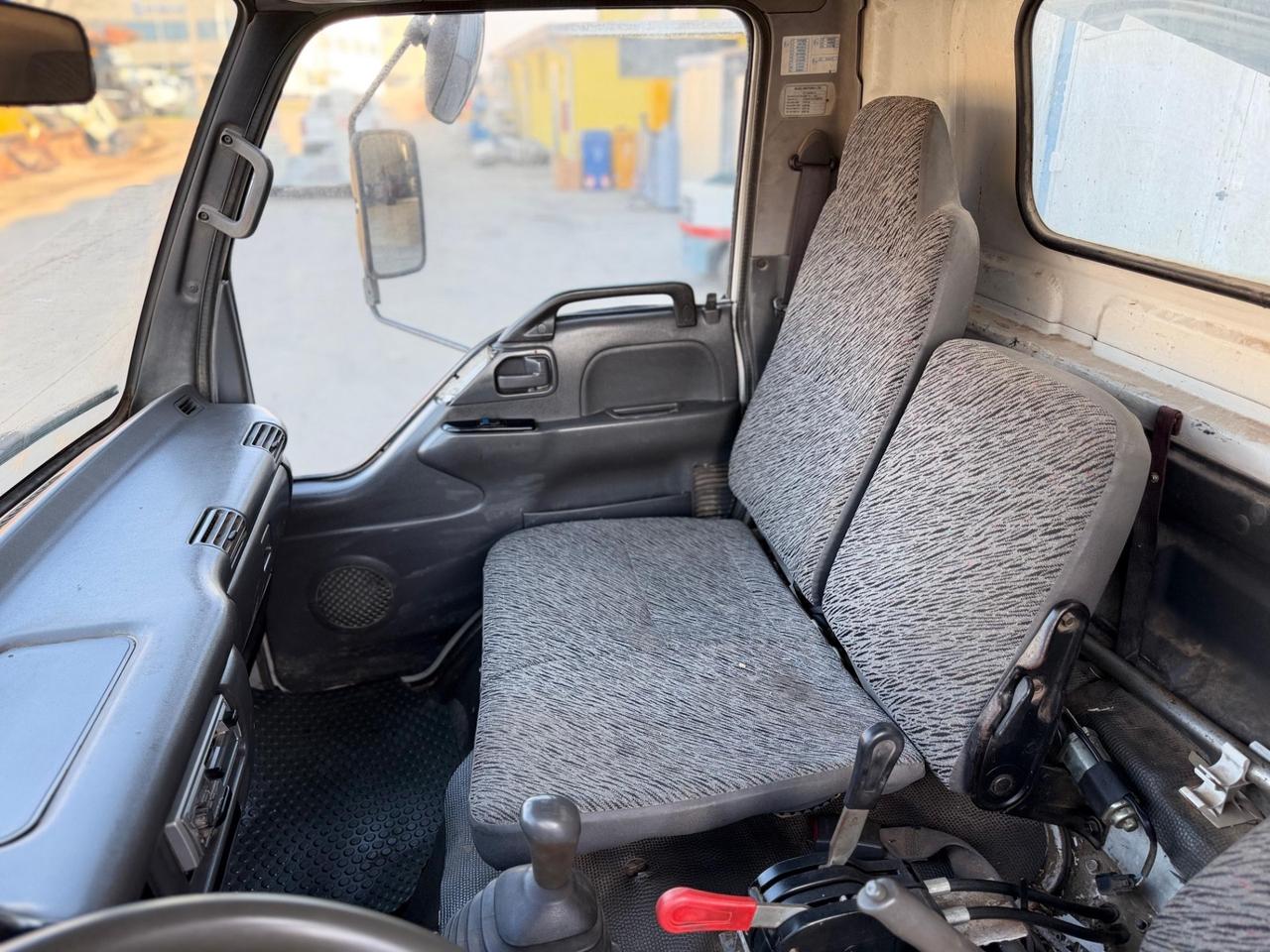 Autocarro ISUZU Q75.3 RIBALTABILE