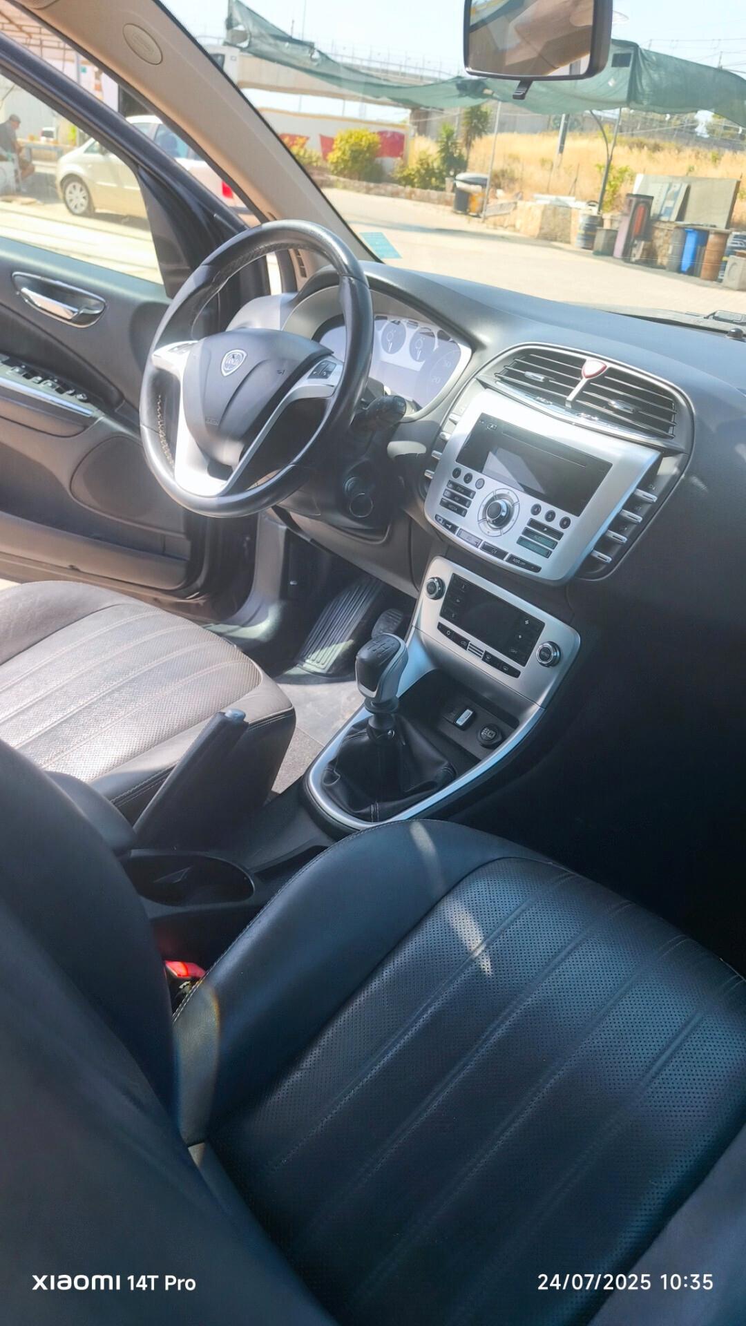 Lancia Delta 1.6 MJT 120CV GOLD 2013