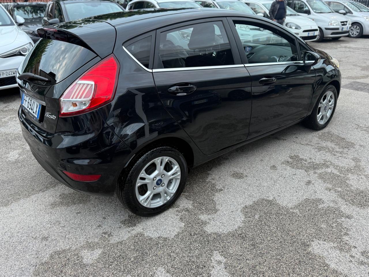 Ford Fiesta 1.4 5p. Bz.- GPL Titanium Perfetta