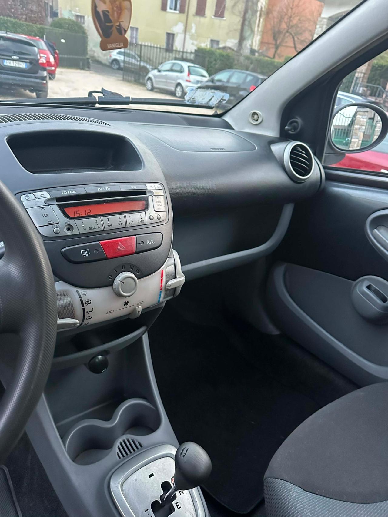 Toyota Aygo 1.0 12V VVT-i 5P NOW AUTOMATICA NEOPAT