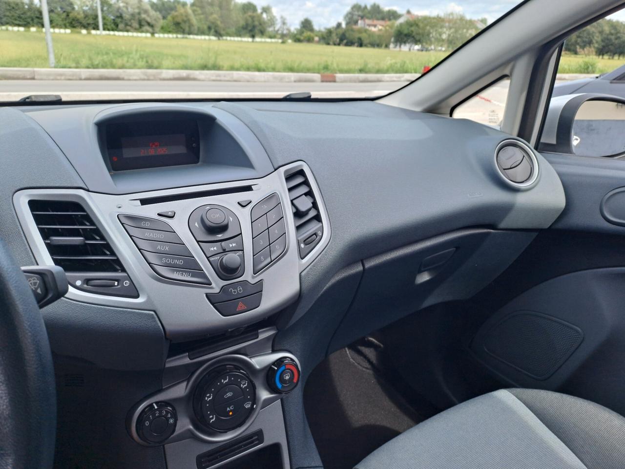 FORD FIESTA 1.4 TDCI 68CV 3p. - OK NEOPATENTATI