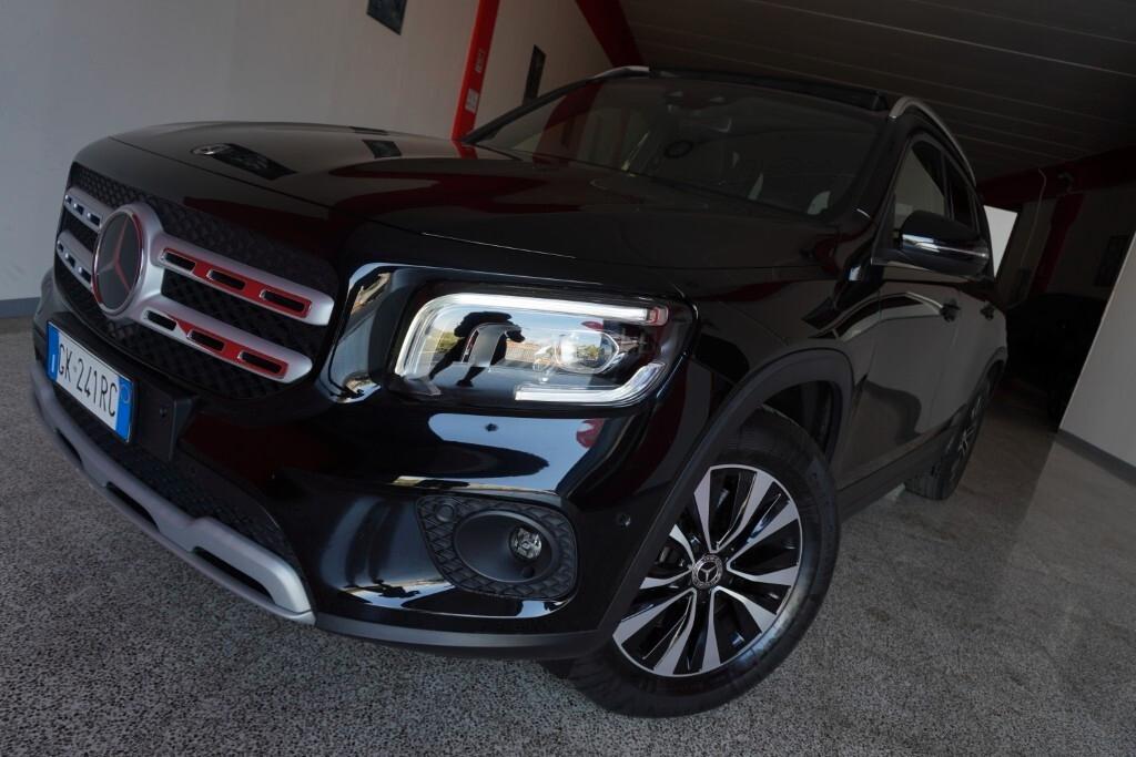 MERCEDES-BENZ GLB 200D 150CV AUTOMATIC BUSINESS EXTRA ( FARI LED - TETTO PANORAMICO APR. - DISTRONIC - PELLE - NAVI - MIRROR - PARK ASSIST - TELECAMERA POST. )