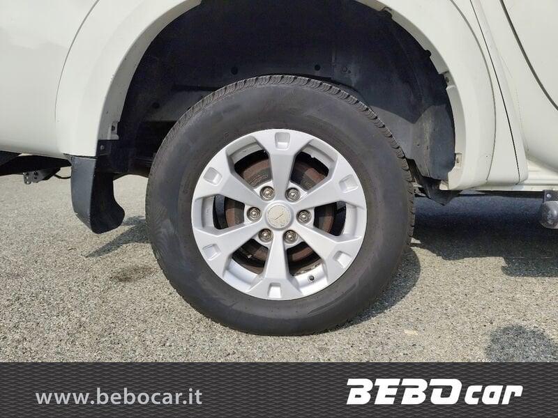 Mitsubishi L200 L200 2.5 DI-D/136CV Club Cab Invite DPF