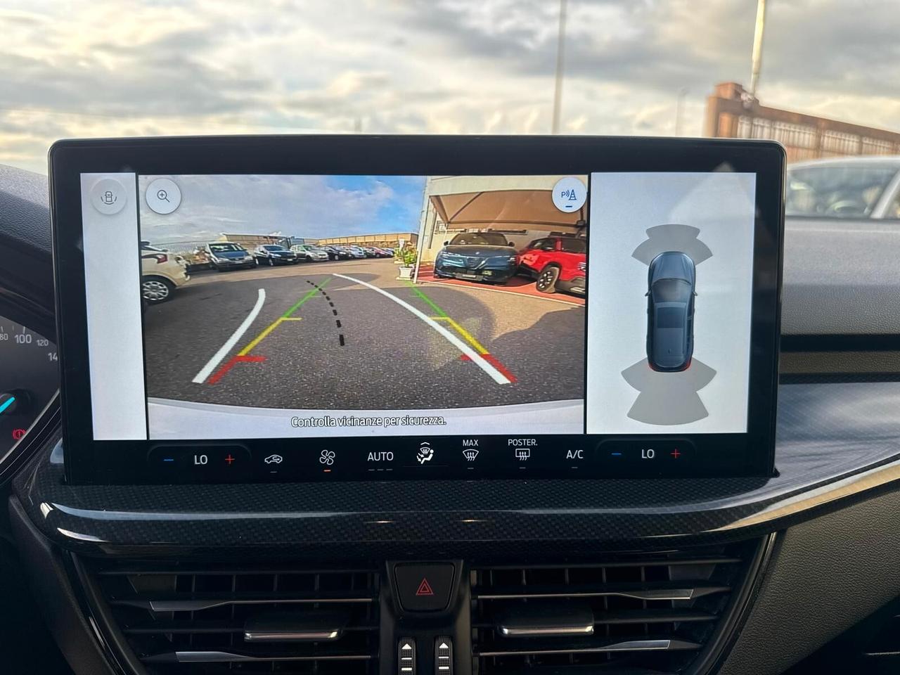 Ford Focus 1.0 Hybrid 125 CV Powershift 5P ST-Line X, Strafull