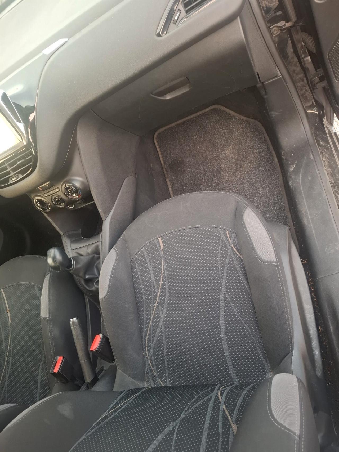 Peugeot 208 1.2 VTi 82 CV 5 porte Allure