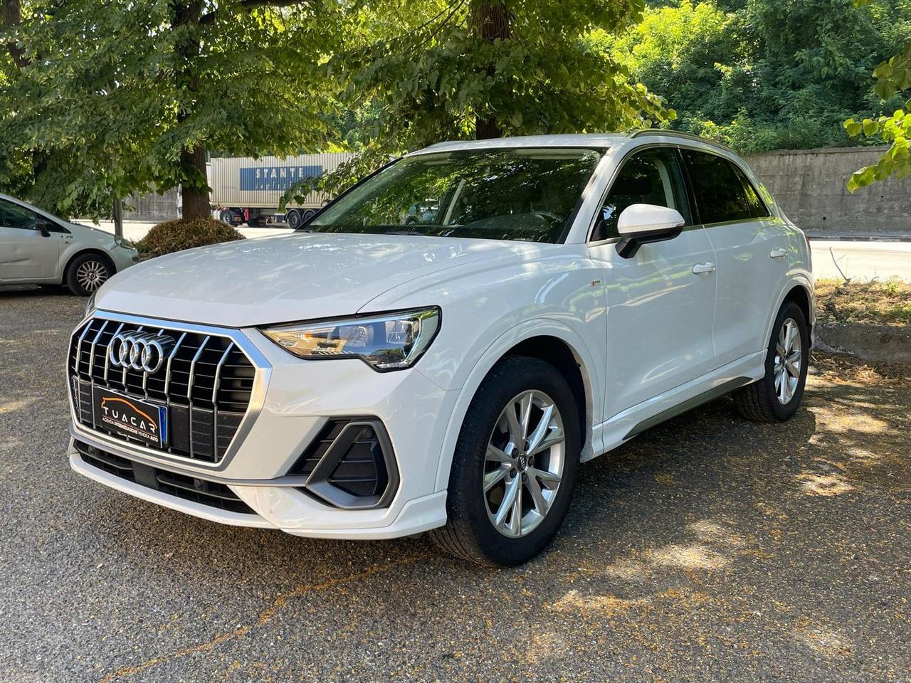 Audi Q3 S Line 1.5 35 TFSI #11556