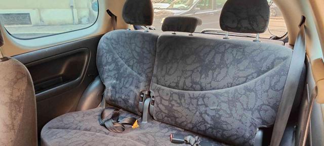 TOYOTA Yaris 1.0i 16V cat 3 porte Sol