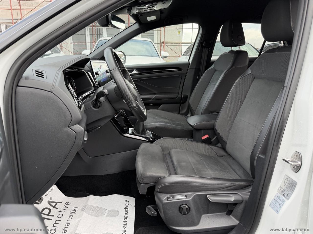 VOLKSWAGEN T-Roc 2.0TDI R-LINE NAVI LED PELLE MATRIX