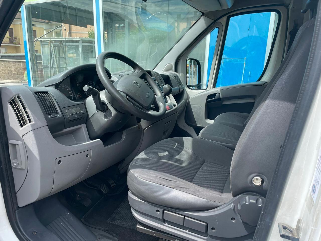 Peugeot boxer