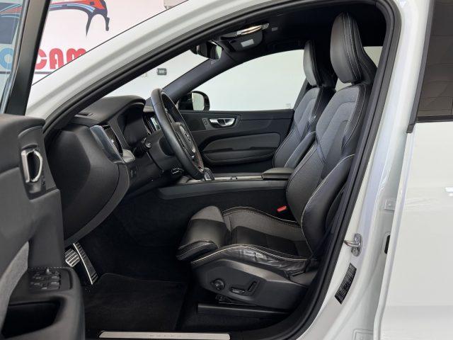 VOLVO XC60 B4 (d) Mild Hybrid 197cv Aut. Plus Dark R-Design