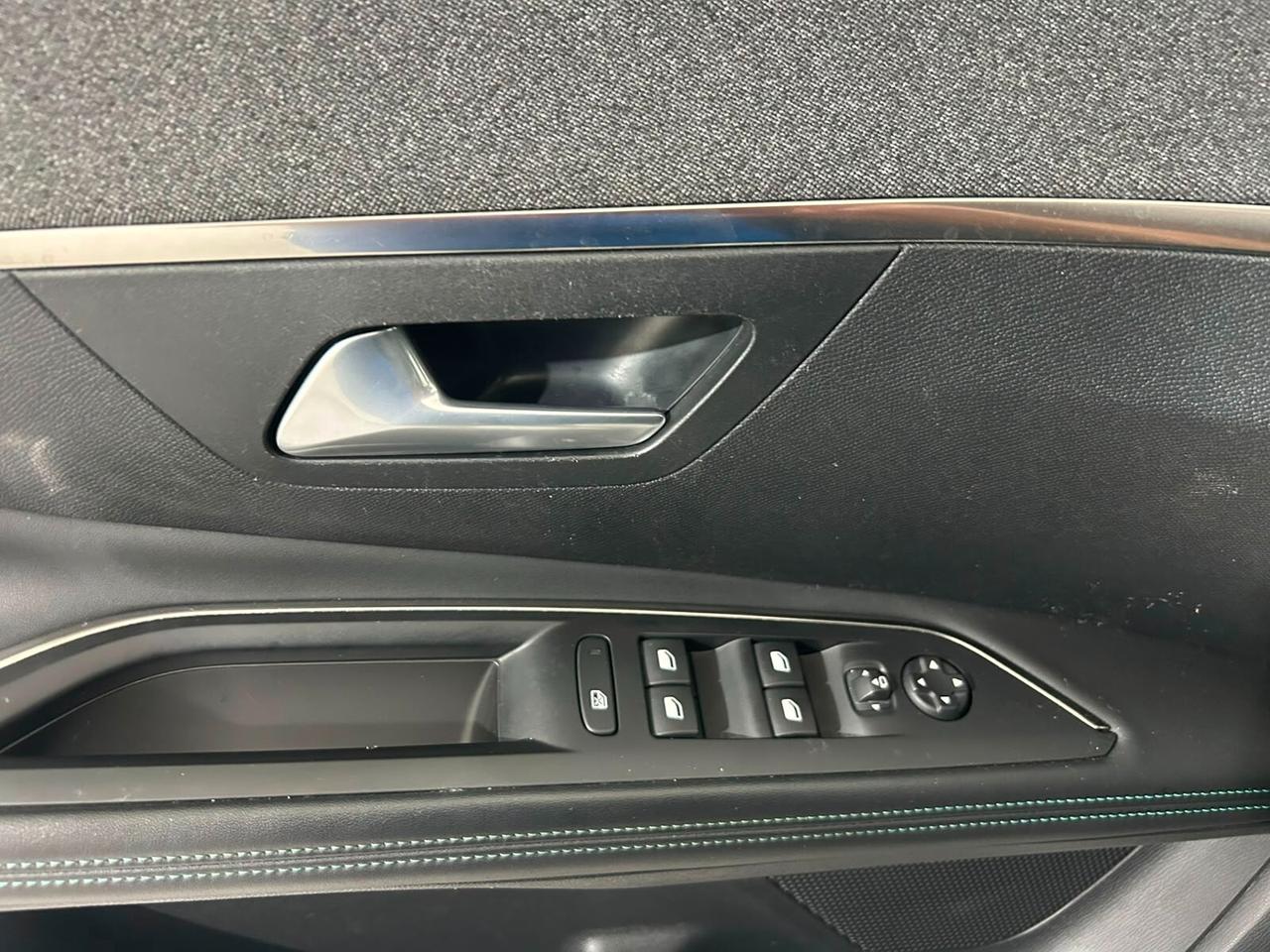 Peugeot 3008 BlueHDi 130 S&S EAT8 Allure Pack