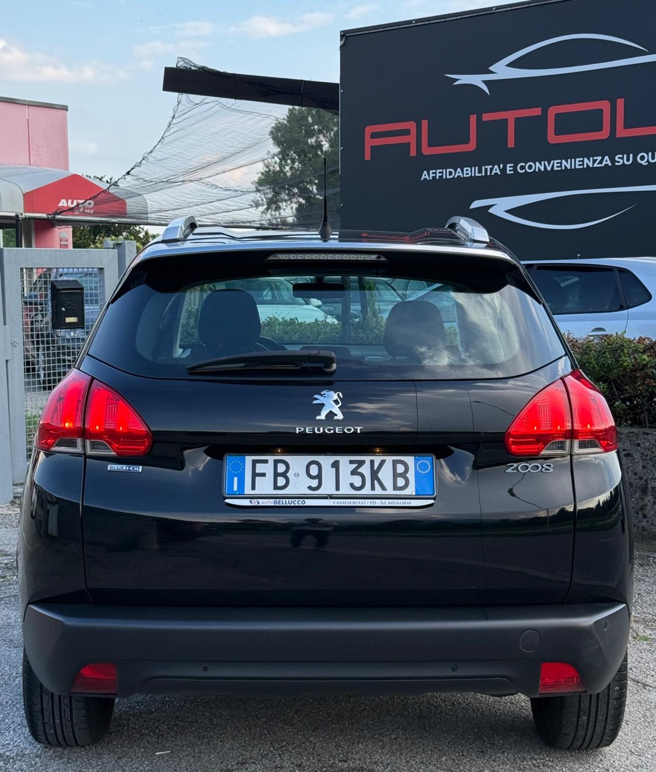 Peugeot 2008 BlueHDi 75CV NEOPATENTATI