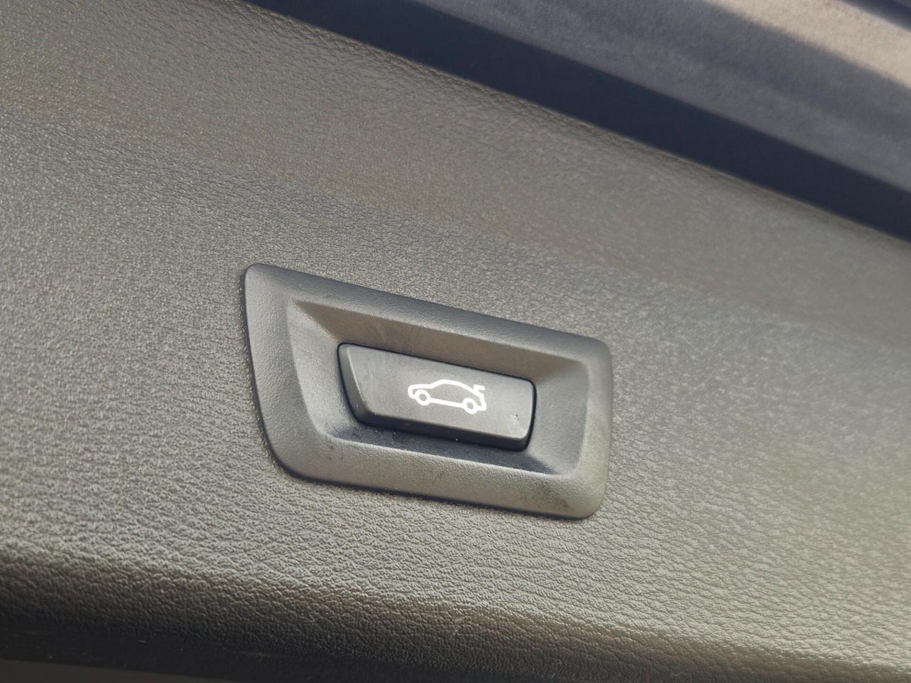 Bmw X1 sDrive18d xLine