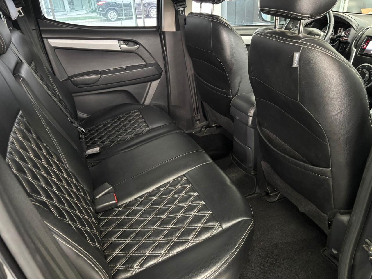 Isuzu D-Max 1.9 Crew Cab Solar 4WD A/C Aut.