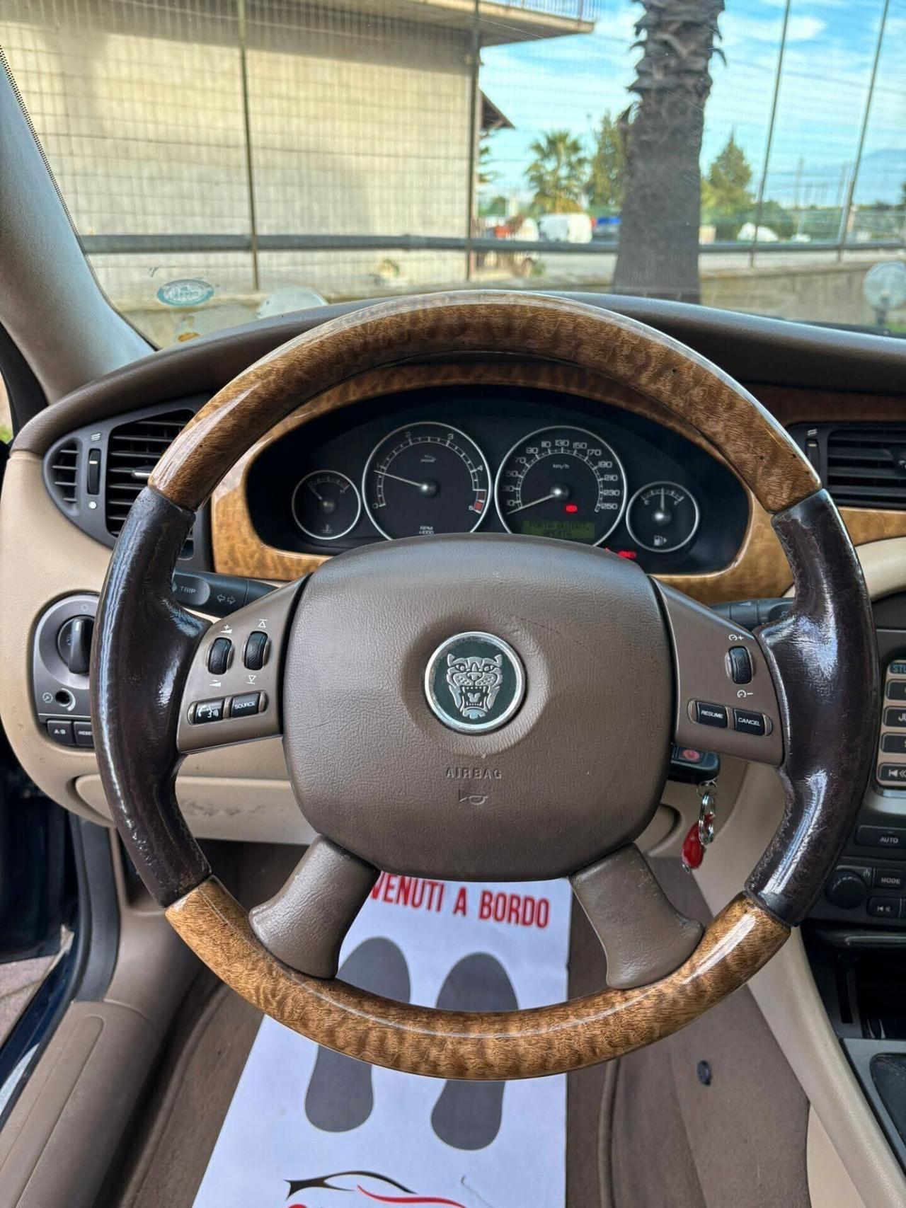 Jaguar X-Type 2.2D cat Classic/