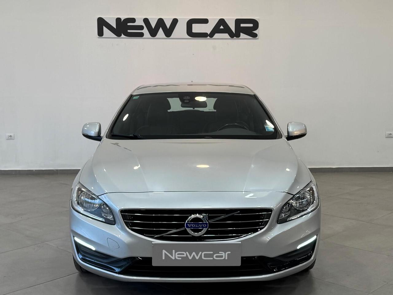 Volvo V60 D2 Geartronic Dynamic Edition