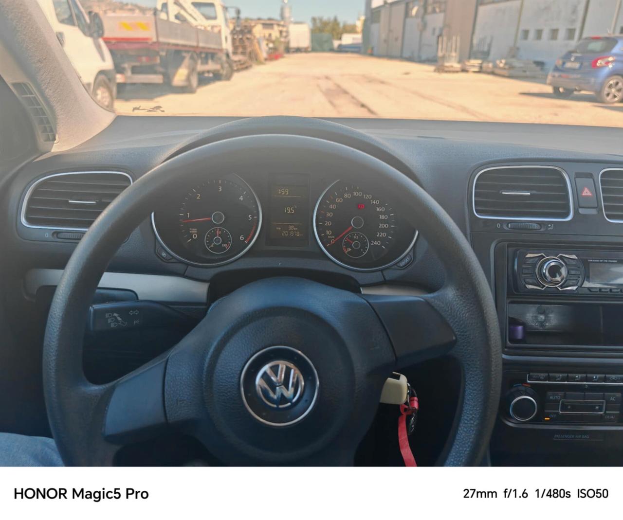 Volkswagen Golf 1.6 TDI DPF 5p.
