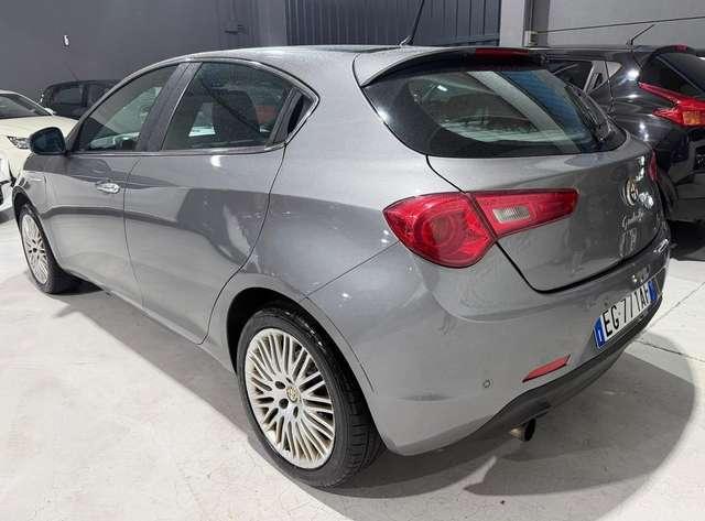Alfa Romeo Giulietta Benzina Tetto Panoramico