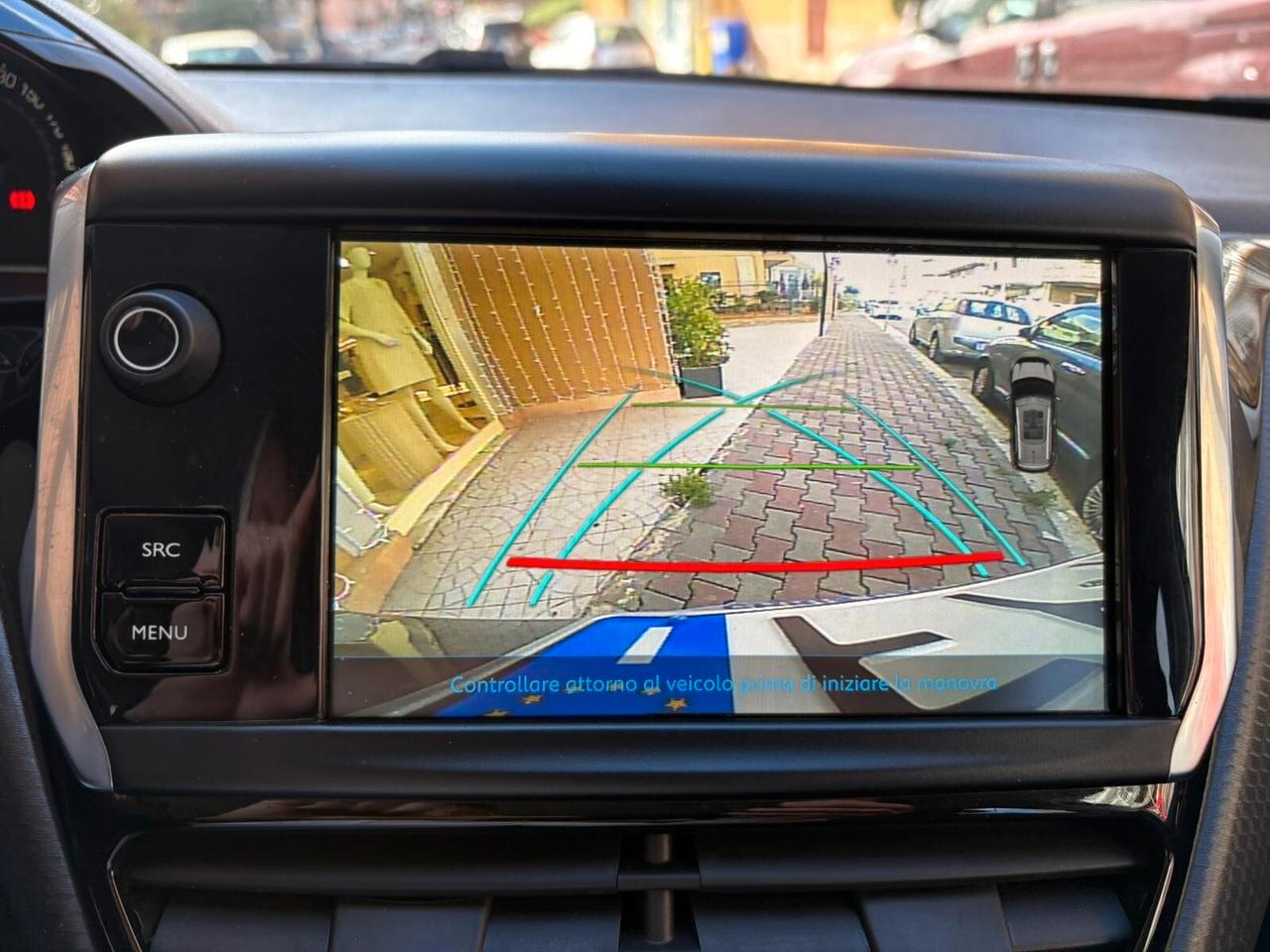 Peugeot 2008 BlueHDi 100 S&S Signature