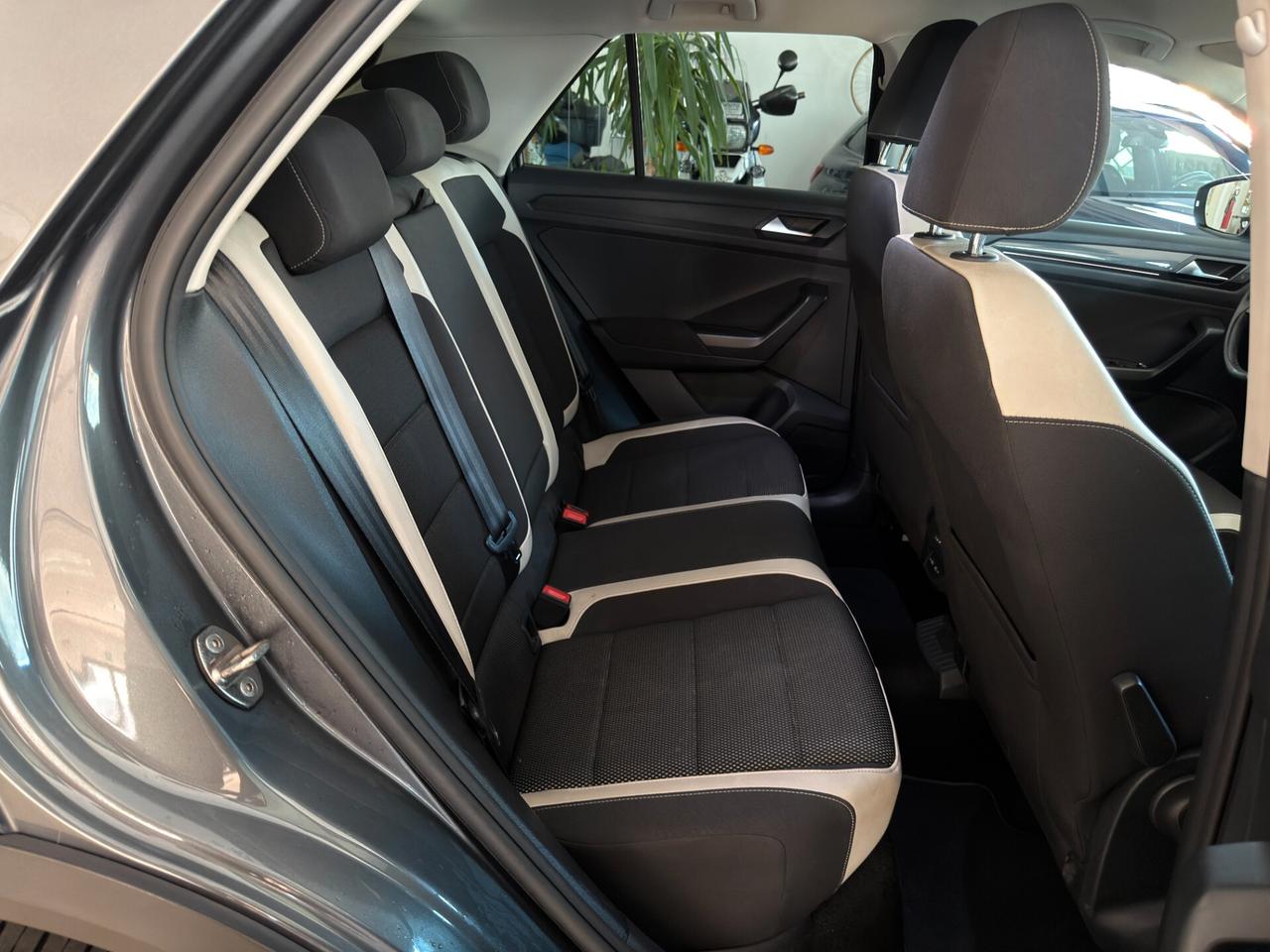 VOLKSWAGEN T-ROC 2.0cc 150Cv Tdi Sport 4motion dsg IVA ESPOSTA