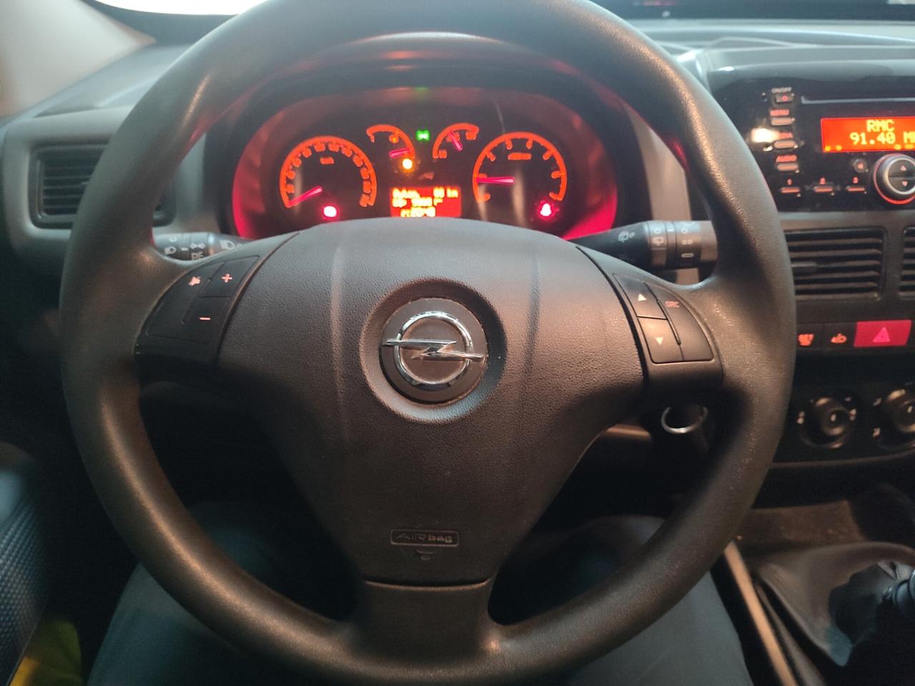 OPEL COMBO 1.4BENZINA 2017 EURO6B PEDANA DISABILI ELETTRICA