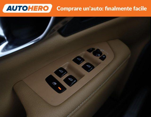 VOLVO V90 D5 AWD Geartronic Momentum