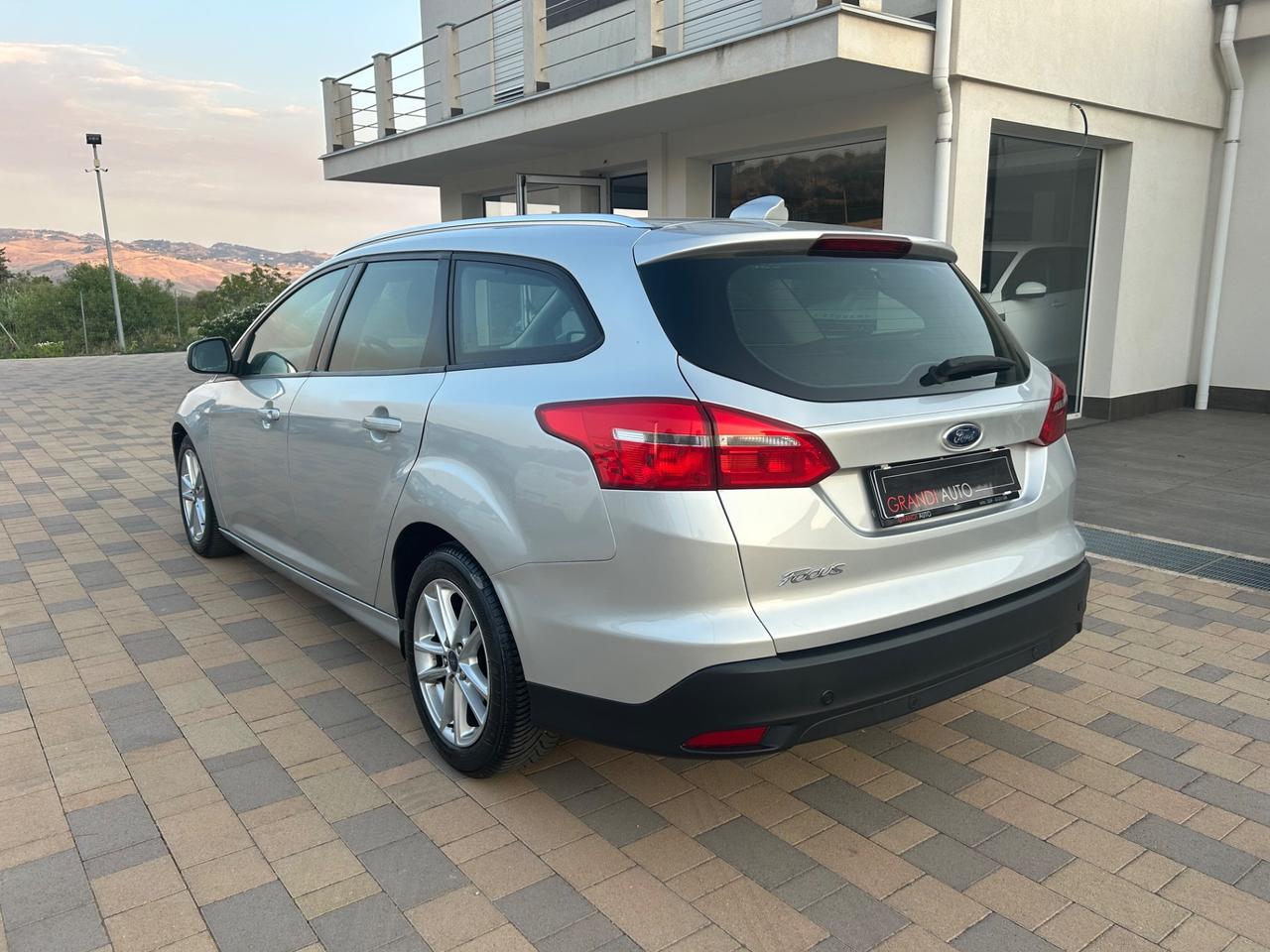Ford Focus 1.5 TDCi 120 CV Start&Stop Powershift Titanium