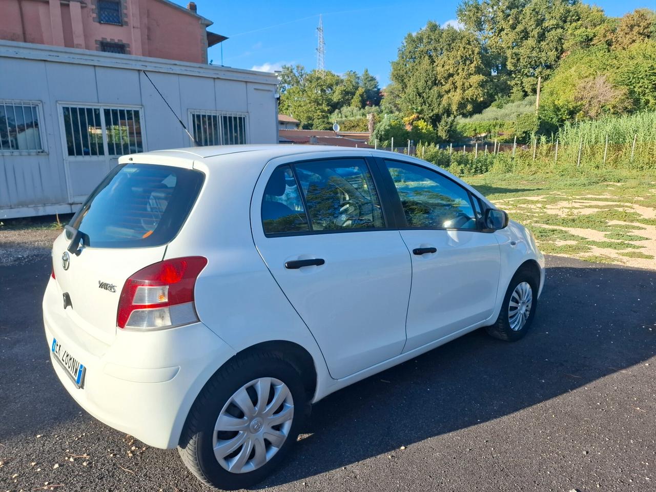 Toyota Yaris 1.0 5 porte