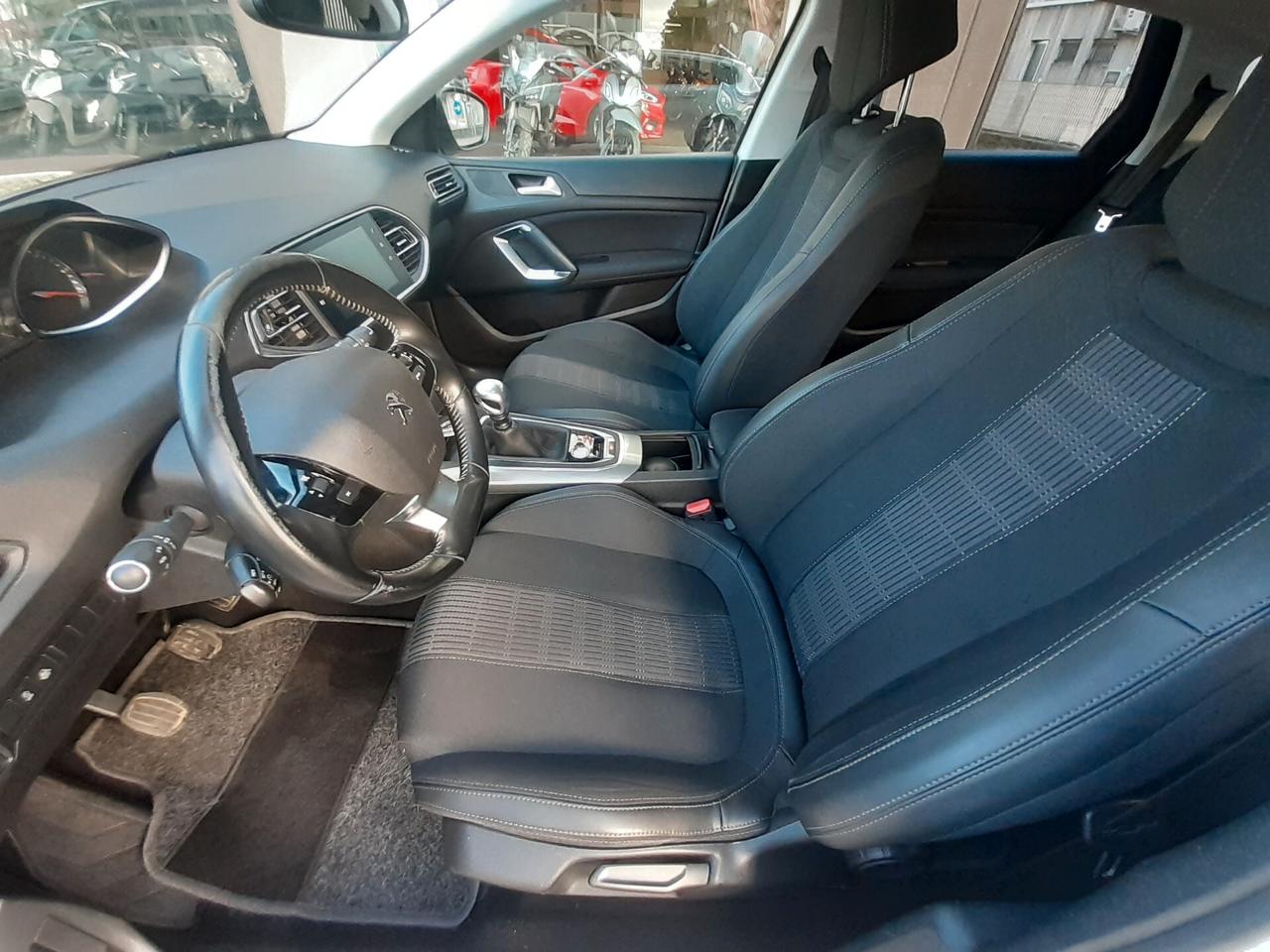 Peugeot 308 BlueHDi 130 S&S SW Business