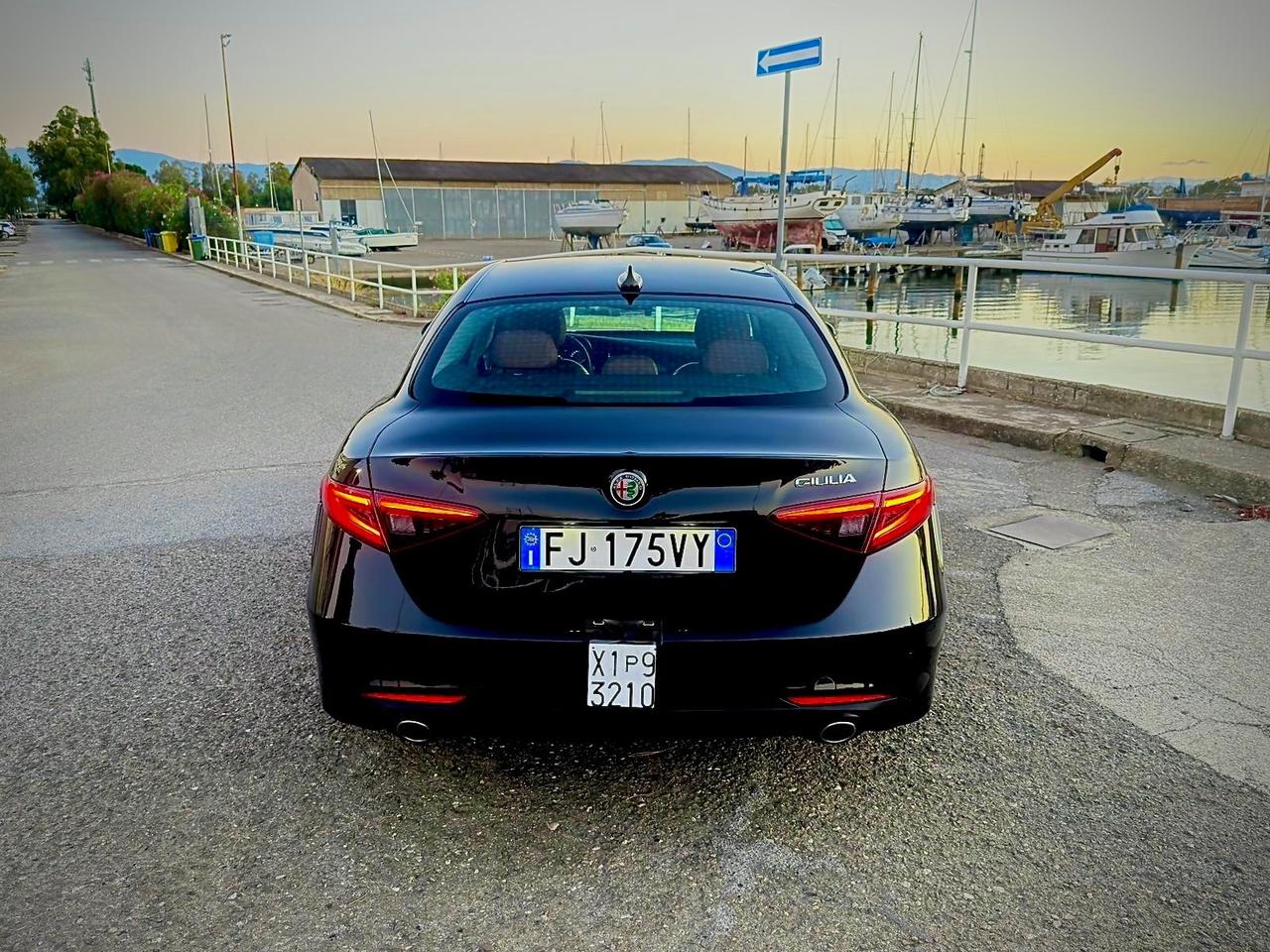 Alfa Romeo Giulia 2.2 Turbodiesel 180 CV Sport