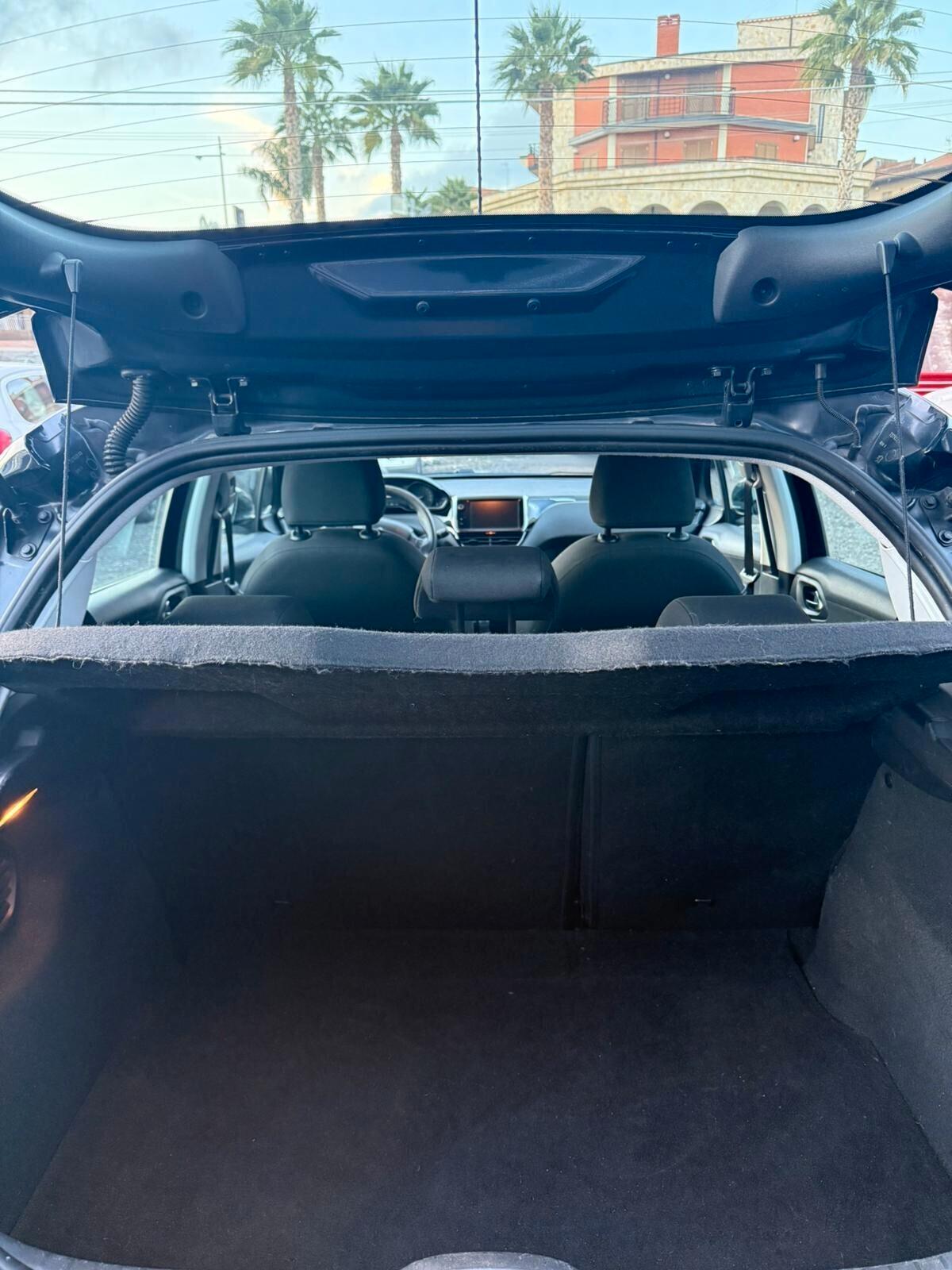 Peugeot 208 PureTech Active