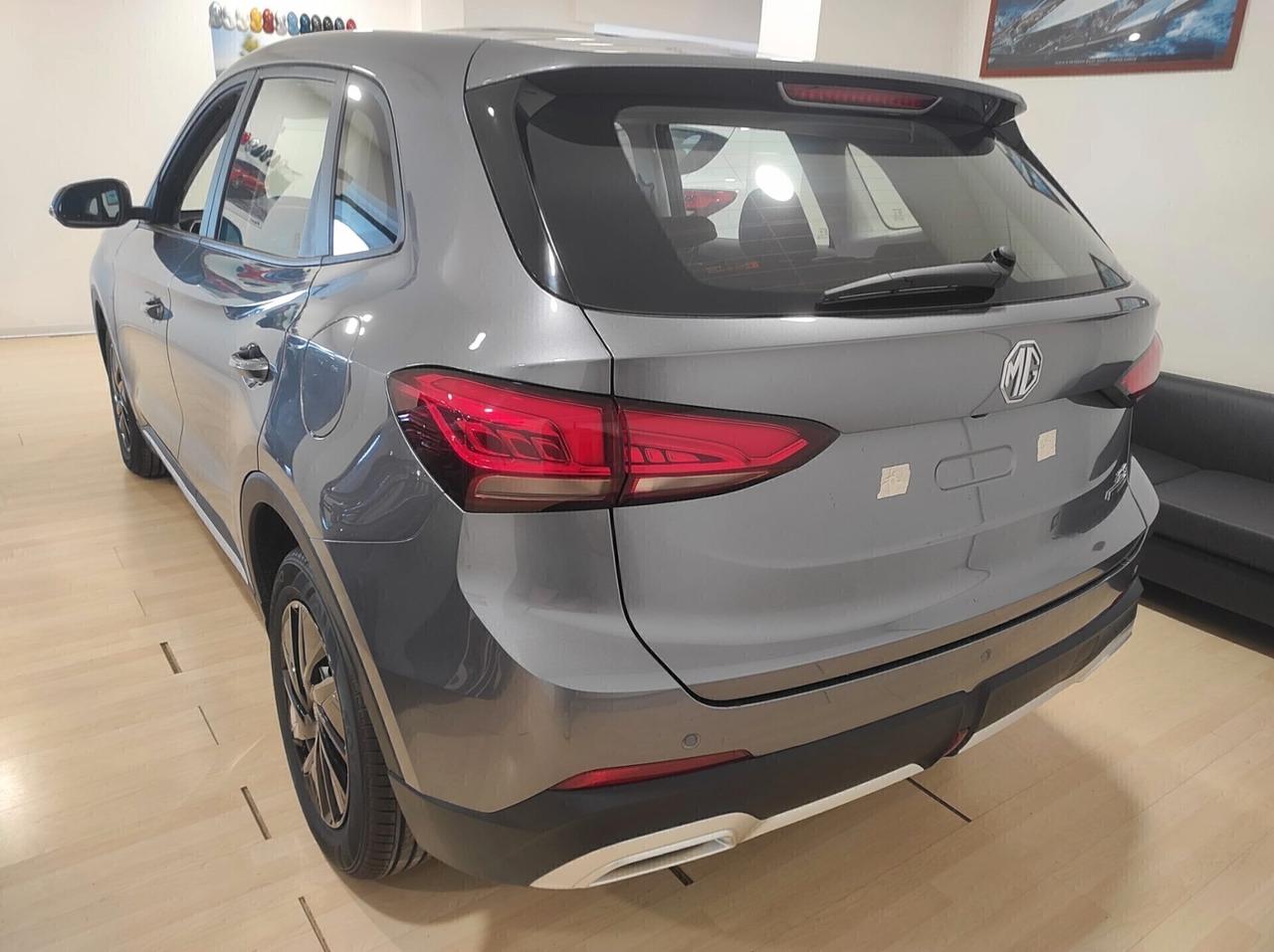 Mg ZS Hybrid Standard